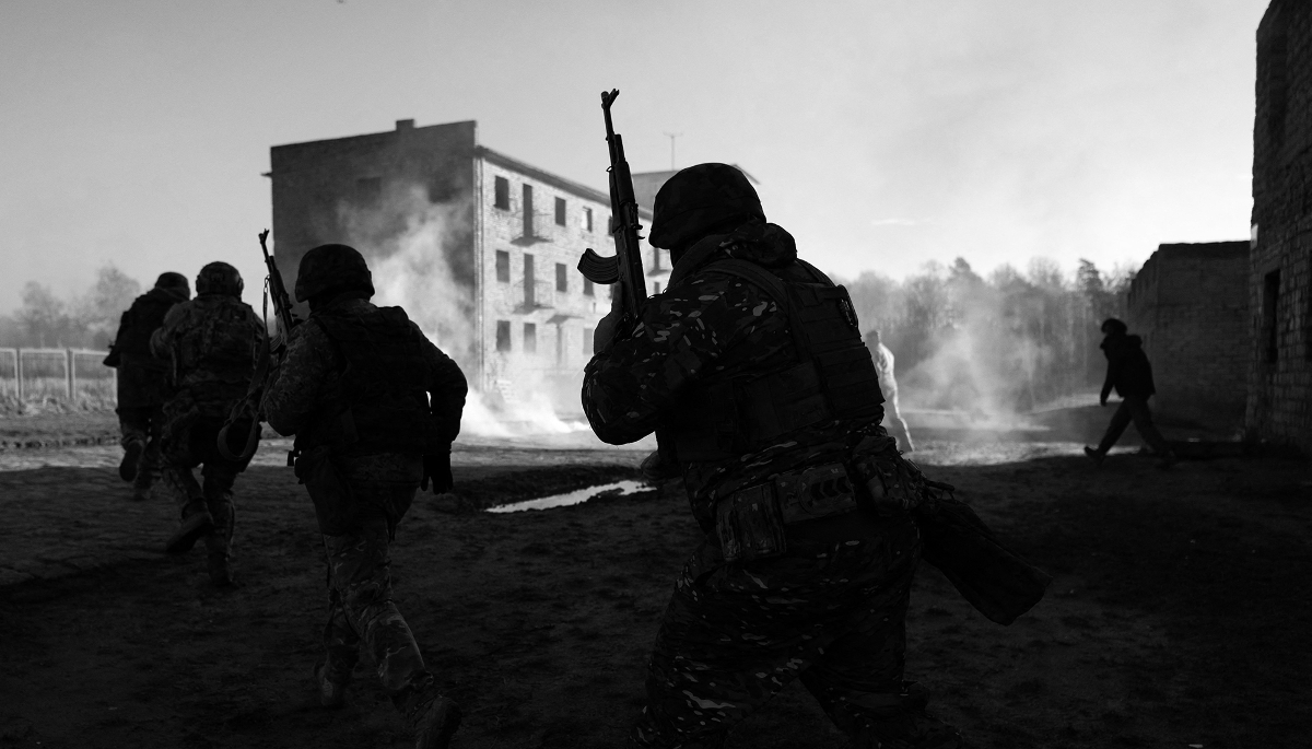 Ukrainian soldiers trained by European armies, including France's, as part of the EUMAM mission, in Poland, on 11 December 2025.