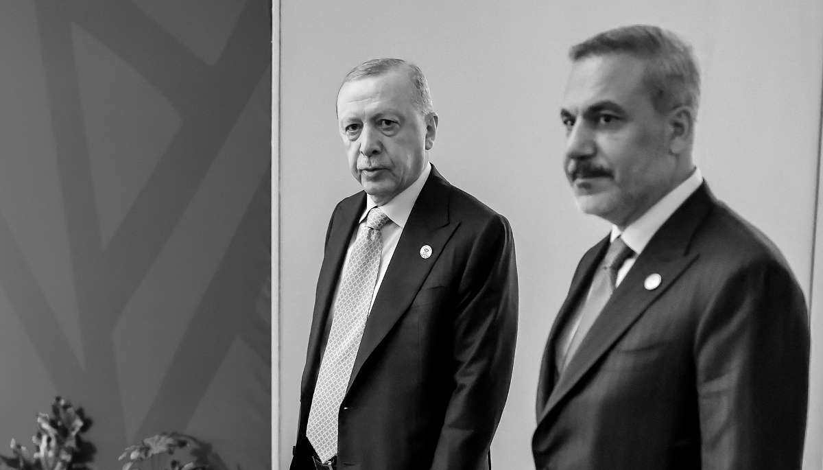 Turkish President Recep Tayyip Erdogan (left) and Turkish Foreign Secretary Hakan Fidan in Johannesburg, on 23 November 2025.