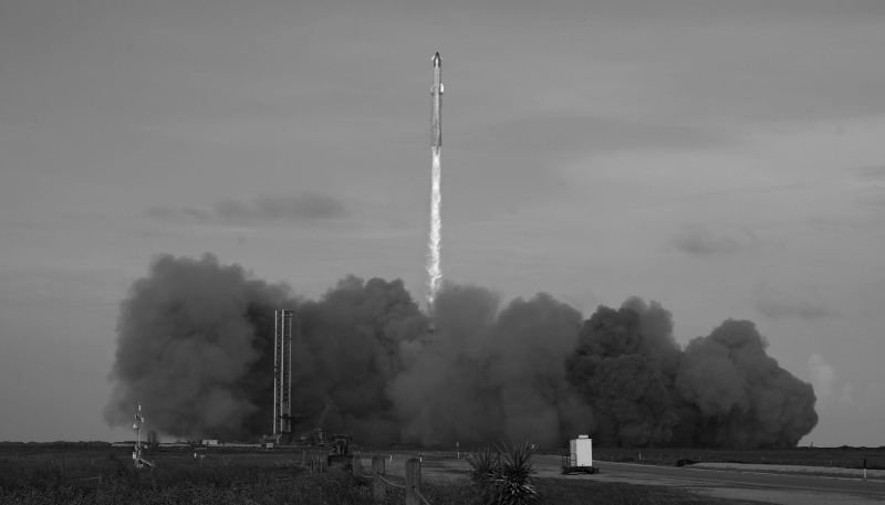 After taking off on 26 August from SpaceX's base in Texas, the Starship rocket deployed eight observation satellites into space.